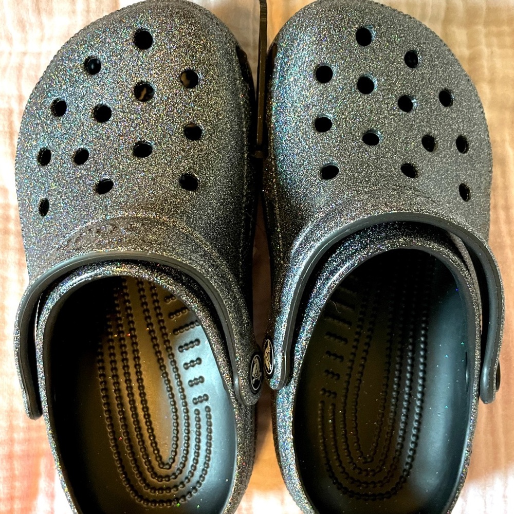 Crocs - Picture 4 of 5